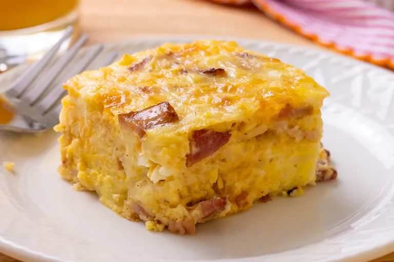 Cheesy Amish Breakfast Casserole